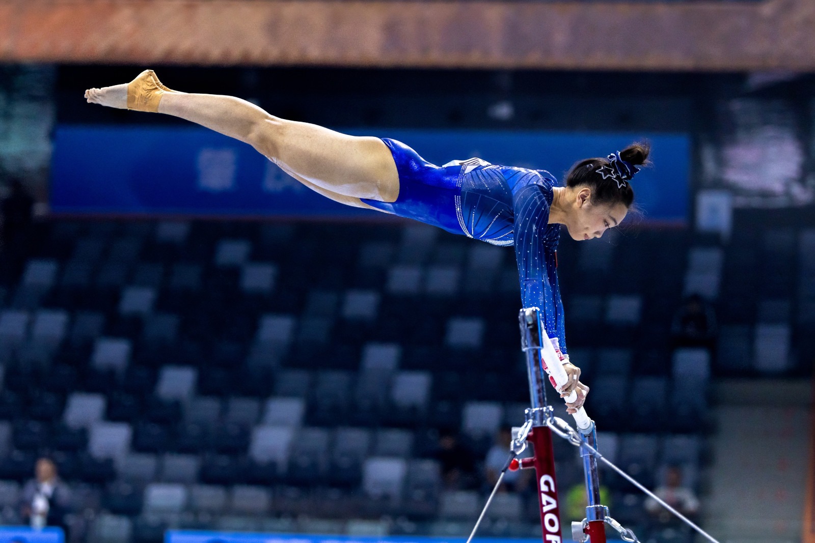 查理·莫顿在季后赛展现“大场面先生”本色